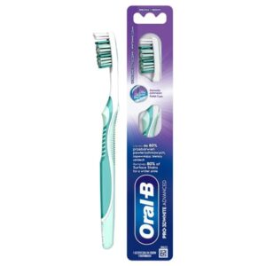 Oral-B Pro 3D Advance четка за зъби – ръчна четка за ефективно почистване на зъбите, плаката и труднодостъпните места.